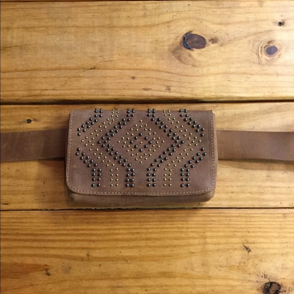 New Leatherock Wyatt Latitude Brown Belt Bag - Picture 3 of 7